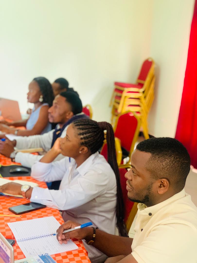 TpoUg's tweet image. UPDATE: Participants of @TpoUg
Monitoring &amp;amp; Evaluation Review Meeting #FortPortal #WesternUganda concluded the engagement recommiting to enhance effectiveness of #DataFlowChart &amp;amp; mobile data collection for #learning #KnowledgeSharing #Collaboration &amp;amp; #CapacityBuilding