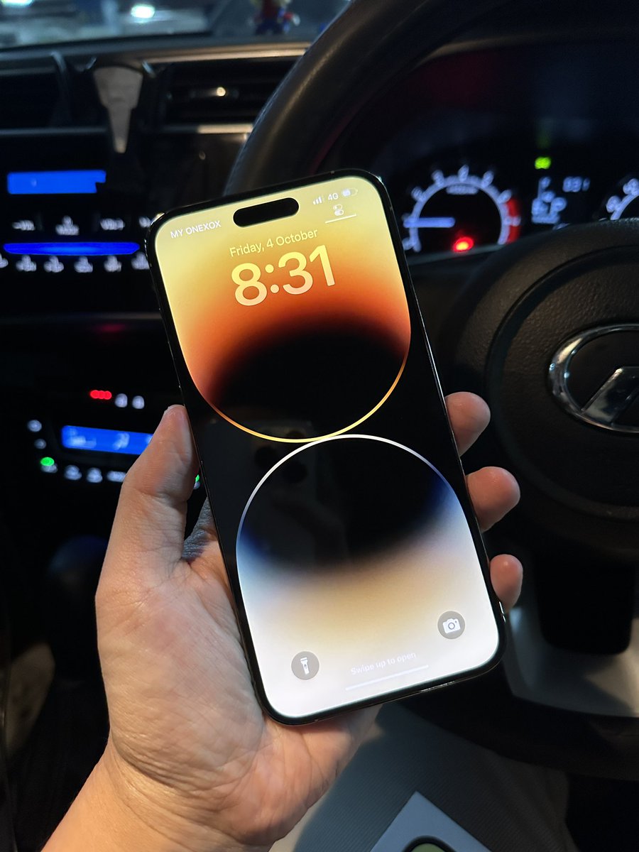 SpotlightGadget's tweet photo. بسم الله الرحمن الرحيم 

iPhone 14 Pro Max
256gb
Gold
Zp set non telco
Fullset box ori

Free casing &amp; tempered glass

Price : RM3599 negotiable

Cod sekitar Bandar Segamat

Lain kawasan adjust postage

#spotlightgadget https://t.co/4BSOVt3gEu
