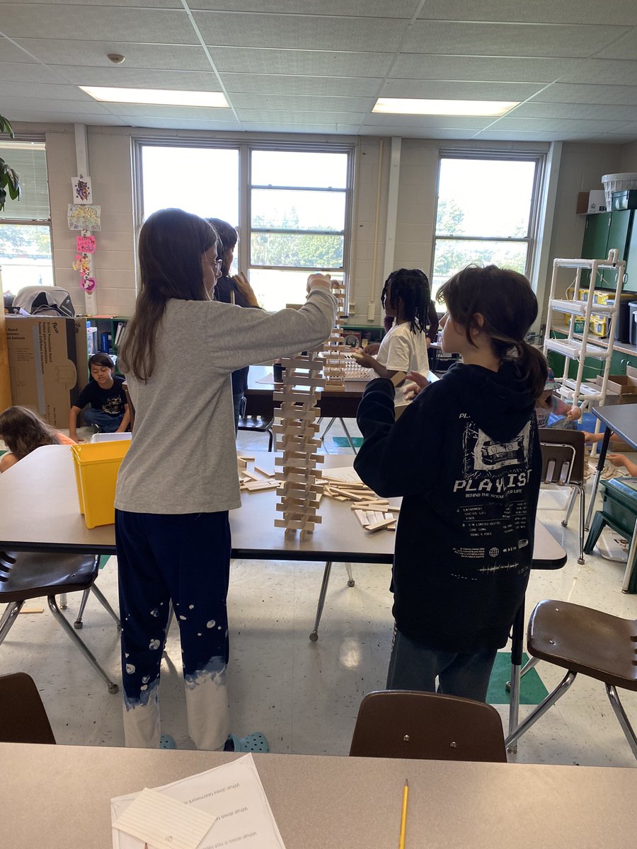 5th graders took on the 100 Keva plank challenge this week!  Student pairs tried to make the tallest structure possible with 100 planks!  Great teamwork and thinking throughout the week!