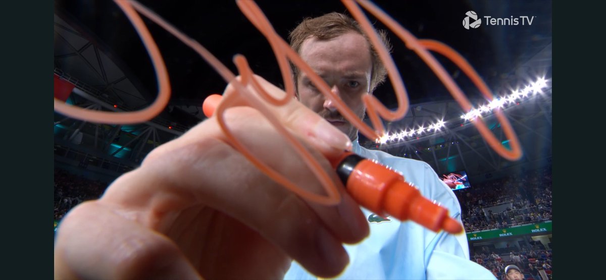 端 haji tweet media