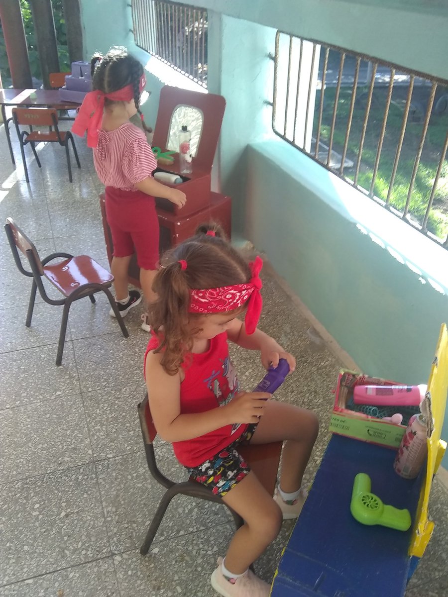 El juego actividad fundamental en La Primera Infancia #CabaiguánEduca #SanctiSpíritusEnMarcha #Cuba <a href="/MEspirituana/">@MariposaEspirituana</a> <a href="/ObraDe/">LaObraDeLaRevoluciónSS</a> <a href="/CubaMined/">MINED</a>