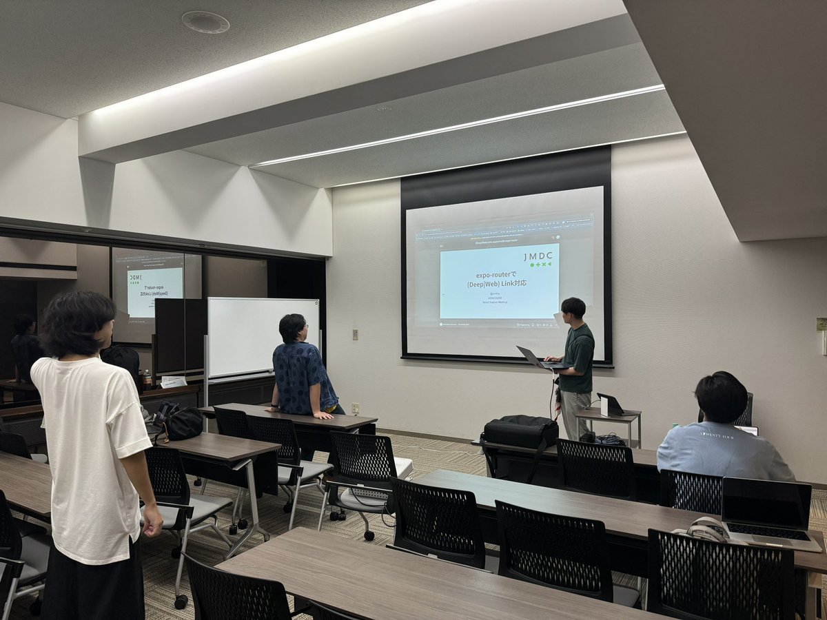 sottar_'s tweet image. 開場設営DONE!  #ReactNativeJP