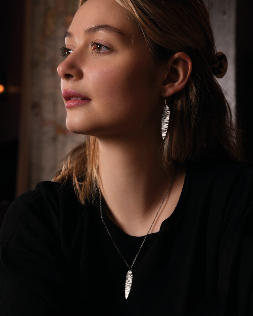 Ti2_Titanium's tweet image. Happy World Animal Day! To celebrate this day, why not try some of our zebra pattern jewellery? 🦓 🐾

Discover our exotic Safari Collection and allow these Zebra Print Long Drop earrings to display your wild side! 

ti2titanium.com/Safari-Collect…