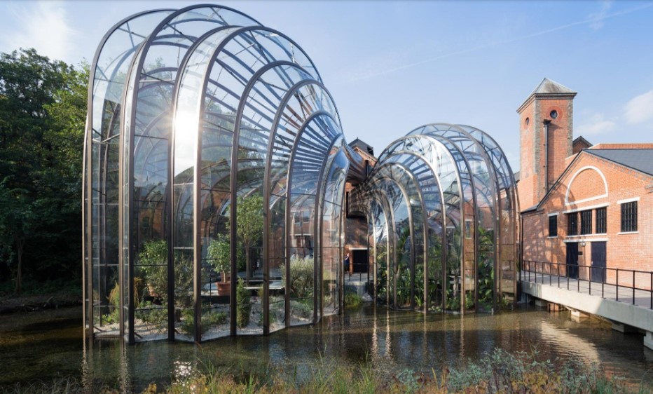 CSSC_Official's tweet image. 🥂Join us for a CSSC exclusive event at Bombay Sapphire Distillery. 
You'll get a 1.5 hour tour followed by a 1 hour cocktail mixology session.
Over 18s only and must be a CSSC member. 
Visit events.cssc.co.uk/events/86426 for more information
#MyCSSC #BombaySapphireDistillery