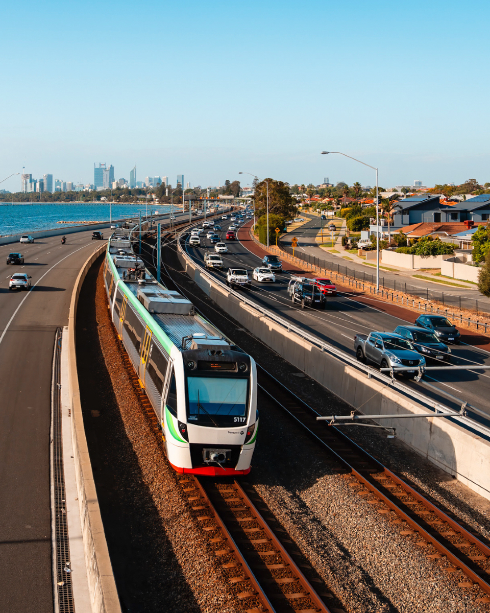 theaguiastudio's tweet image. Endless horizons await. Whether by train or car, Perth’s beauty unfolds at every turn. The journey is just as stunning as the destination. 🚊🚗
.
.
.
 #cityofperth #perthisok #cityoflight #wathedreamstate #skyperth #train 
.
Perth photos 👉 bit.ly/3ulMJK7