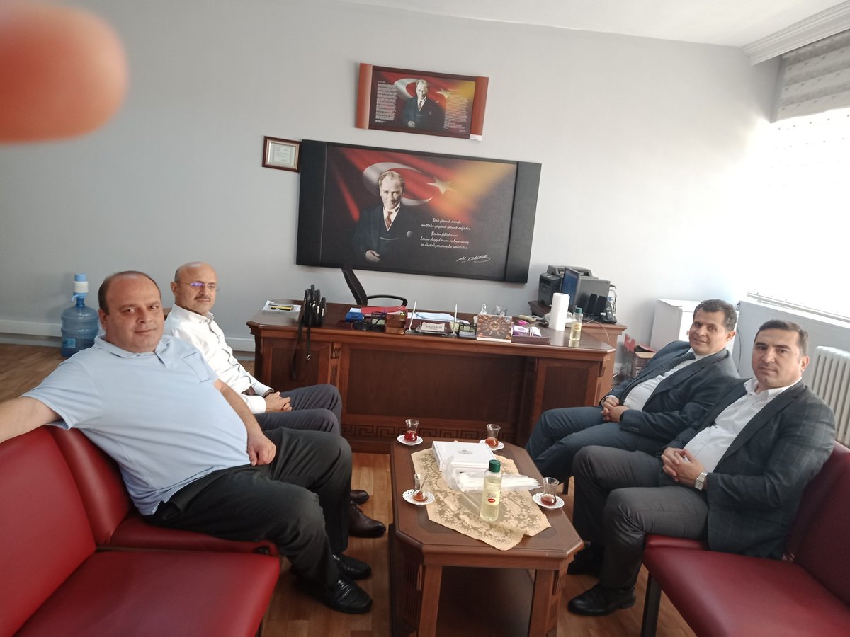 Bizi görev yerimizde ziyaret ederek geçmiş olsun dileklerini ileten değerli ağabeyim Mustafa Gram  ile değerli kardeşlerim Hakan Özkan ve Tamer Ocak'a teşekkür ederim..