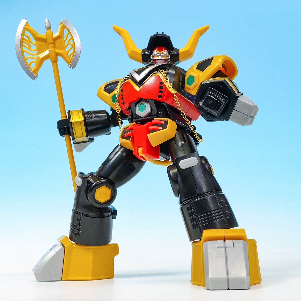 Bandai released another SMP Bull Taurus blog, showing off the