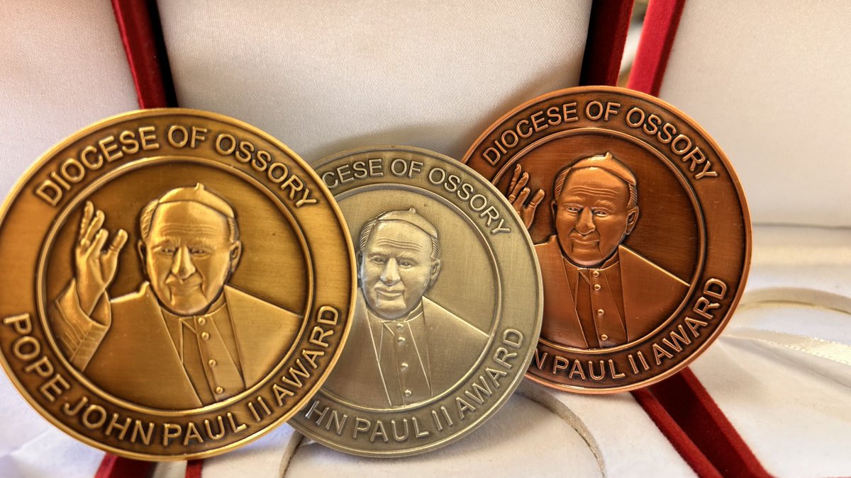 Great meeting with TY students ⁦<a href="/LoretoKilkenny/">Loreto Kilkenny</a>⁩ this morning introducing ⁦⁦<a href="/JP2Award/">PopeJohnPauI IIAward</a>⁩ for the second year. Thanks for the warm welcome and enthusiastic response ⁦<a href="/OssoryDiocese/">Diocese of Ossory</a>⁩