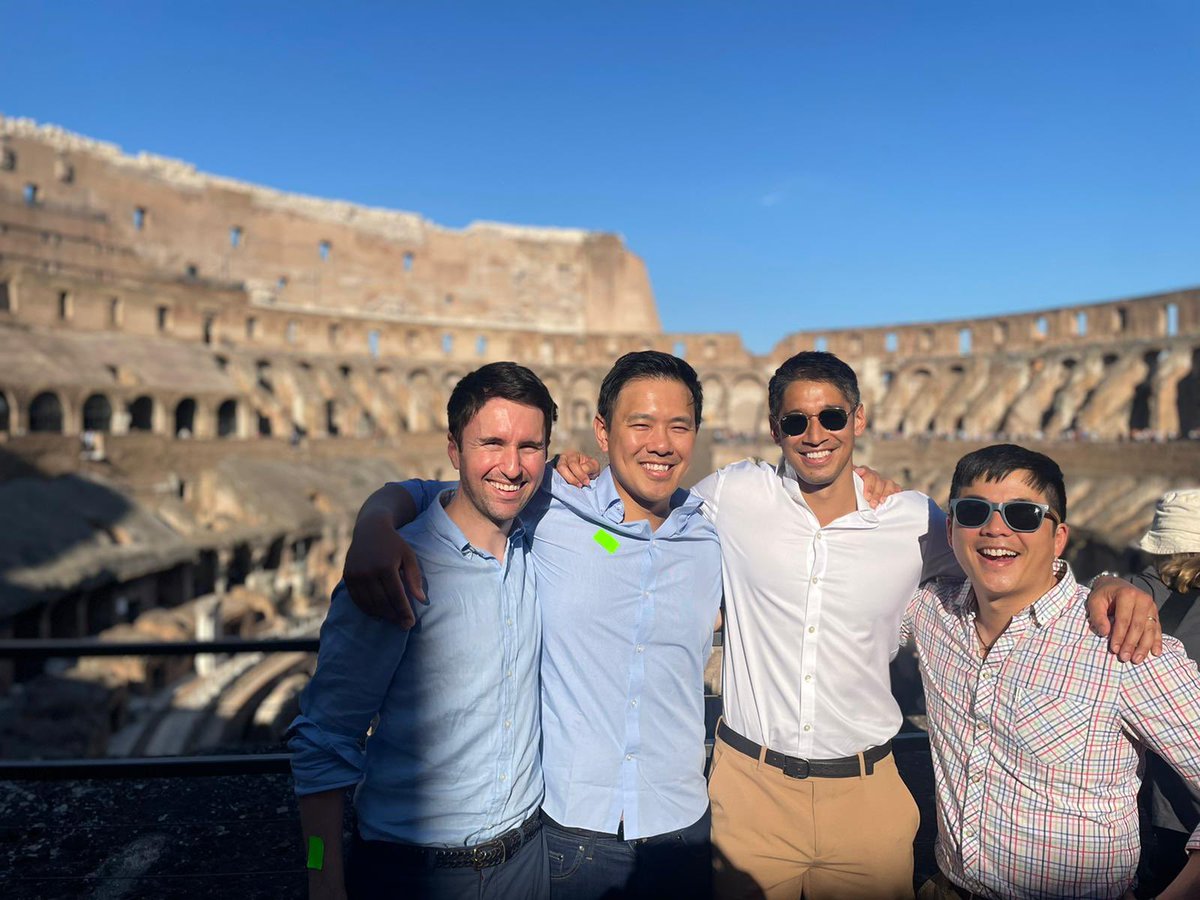 arhshepherd's tweet photo. Thanks for a fantastic fellowship at @GuysUrology @GSTTnhs @benchallacombe @prokarurol New robots, amazing cases, live surgery and travel. Thank you to all the great mentors. Grateful to @RACSurgeons for Pickard Grant supporting this endeavour. 🇬🇧➡️✈️➡️🇦🇺 https://t.co/LXEBp9ZBMR