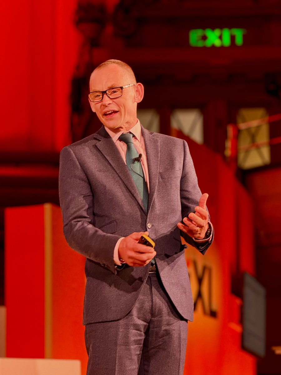 A diverse, varied, &amp; ambitious curriculum is needed to ensure that ALL children have the chance to thrive.✨

<a href="/mprenshaw/">Matt Renshaw</a> joins us to share his school's journey to effectively embedding a whole-school approach to mixed-attainment teaching at the #PiXLNationalConference💫