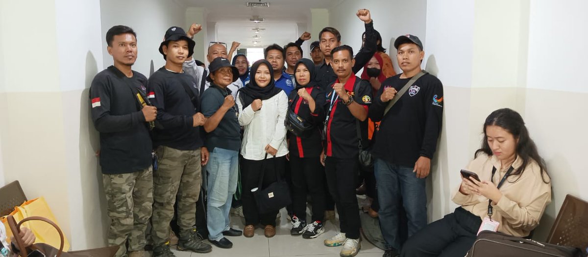 Semua gerakan buruh mendukung perjuangan SEPTIA bebas dari jeratan hukum Kriminalisasi oleh mantan bos nya @john__lbf 

Jakarta, 03 Oktober 2024
Pengadilan Negeri Jakarta Pusat

#bebaskanseptia 
#gsbivaksentral 
#gsbimilitan