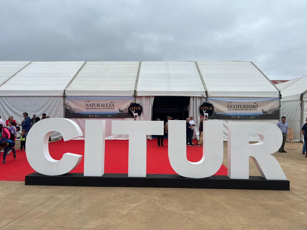extremadura_tur's tweet photo. Estamos en #Citur - Feria del Turismo de Caza, Pesca y Naturaleza, que ha comenzado hoy en Helechosa de los Montes, en plena Reserva Regional del Cíjara.
Pásate por el stand de @extremadura_tur para conocer la oferta turística de nuestra región.
🔗 https://t.co/szIg1y4KSm https://t.co/5HiGHyauxO