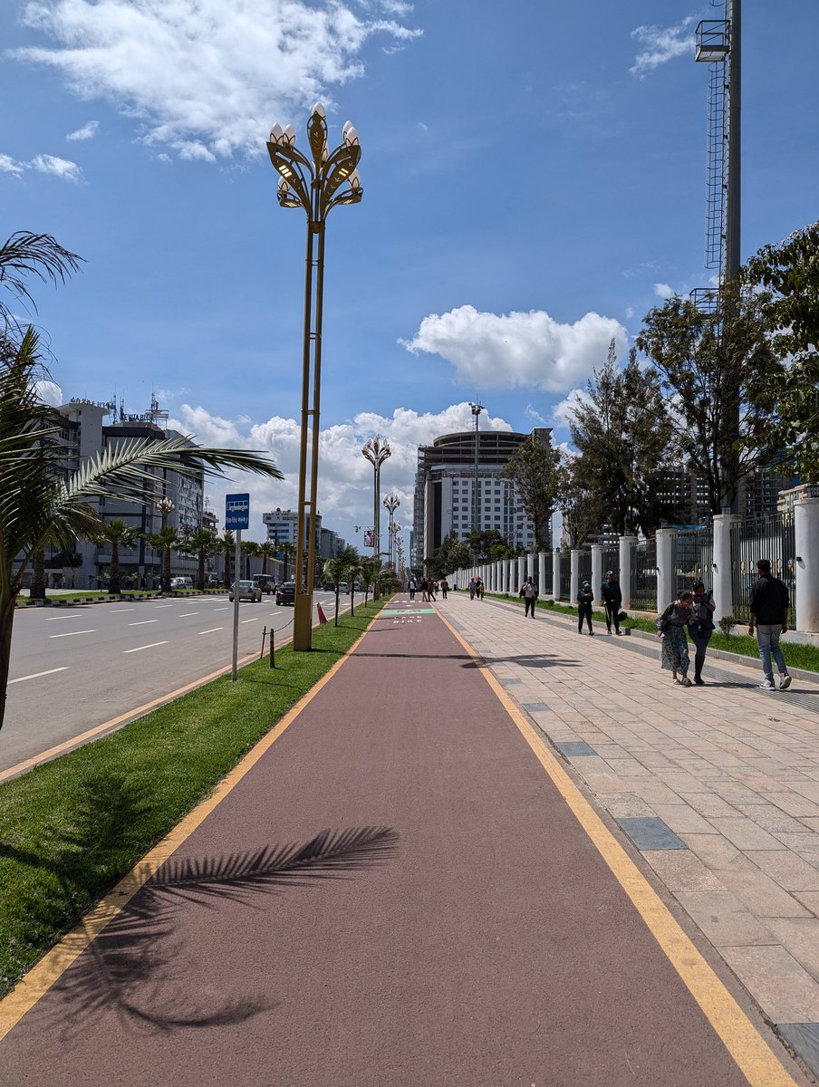 frexiltd's tweet photo. 📍 Airport Road, Addis Ababa, Ethiopia 🇪🇹
#AddisAbaba #habesha #ethiopia https://t.co/LKywRnA6a1
