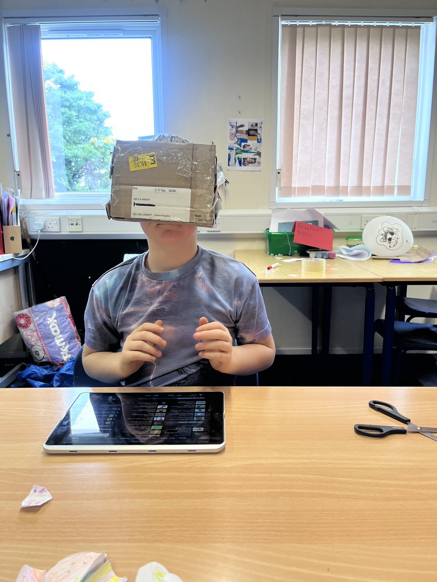 Mr Knight tweet media