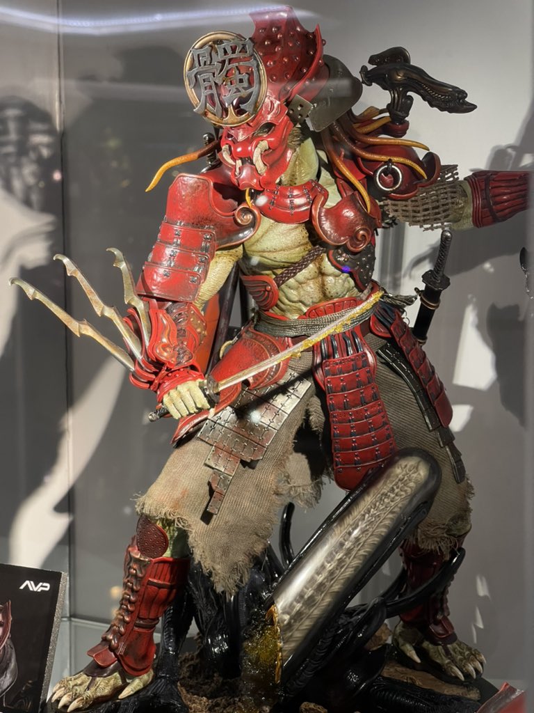 6thscale_KaWu's tweet photo. Some pics of the prototype of Hot Toys Alien vs. Predator - Akaoni Samurai Predator

Part 1

#TakayukiTakeya #Akaoni #SamuraiPredator #AVP #AlienvsPredator
#HotToysCollectibles #SixthScale https://t.co/um34cnJ4Af