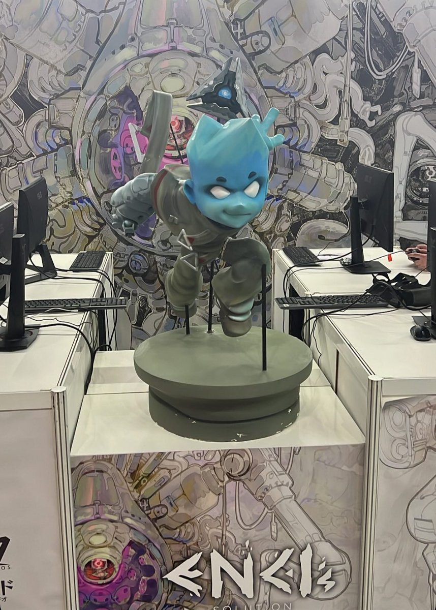 DarkEmeraldME's tweet photo. Thank you to everyone for visiting us and playing Enci's Solution at the Tokyo Game Show! We enjoyed seeing everyone play our game and it was a blast seeing all the support we received!๐ฎ
#darkemerald #encisolution #indiegames #tgs2024 #steam #platformer https://t.co/tJXik3J7wr