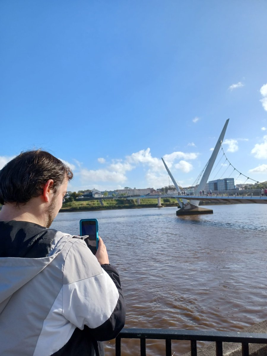 DonegalHorizons's tweet photo. Our photography group had a great time taking pictures in Derry this week 😊 https://t.co/C4iXEbJBQm
