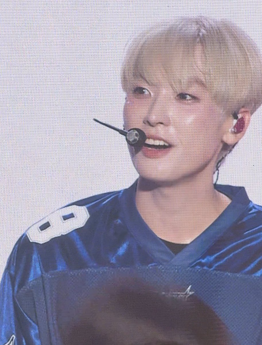 just712_'s tweet photo. 어캄진짜 ㅈㄴ이뻐 ㅠㅠㅠㅠㅠ https://t.co/OpvfSfCQ0A