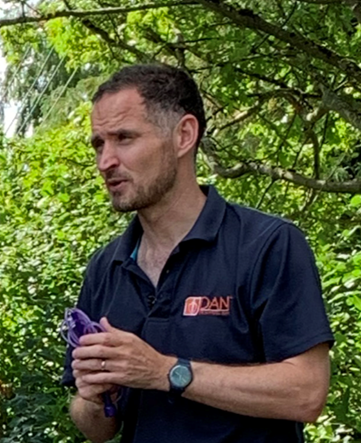It’s Dan our founders Birthday. And so we want to give you a present to celebrate  … the first 2 people to answer this question correctly will get a FREE DTSM water bottle!

How many minutes running is a 10 minute skip worth?

Like, share and answer … 
#SkipEveryDay #EqualPlay