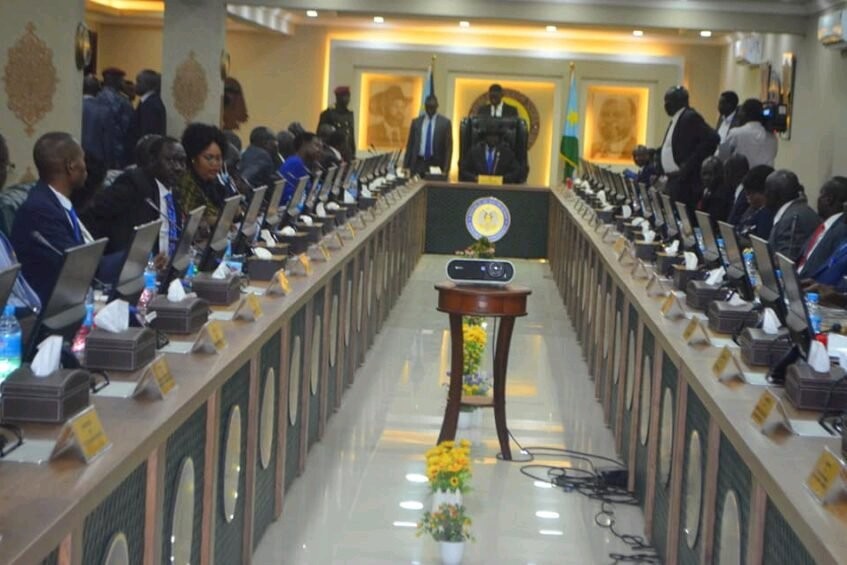deng_apole's tweet photo. President Salva Kiir is expected to declare a national disaster over floods wrecking havoc across nearly 40 counties in South Sudan after an extraordinary cabinet meeting approved a request for such declaration on Thursday.#SSOX https://t.co/6USQZ5nAzc