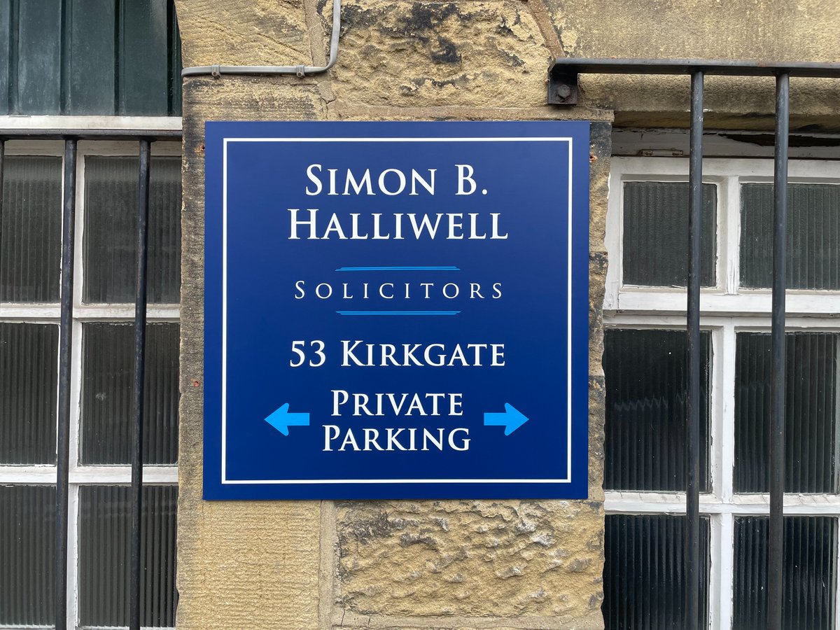 shopsigndesign's tweet photo. Simon B Halliwell.
📌A fresh new look for a well established solicitors complimented with the neat deep navy blue aesthetic.
📍53 Kirkgate, Silsden, Keighley BD20 0AQ https://t.co/yG8k76Vd17