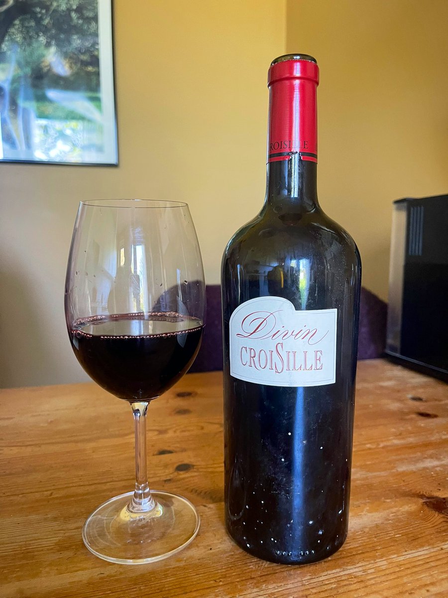 joukesp's tweet photo. #FridayLunch #BeefCheeks #Stew #Cahors #Croisille
Marinated beef cheeks in Gouden Carolus w veggies for a day. Browned the meat & stewed veggies this morning, singed & added beef & marinade + in the oven 3 hrs!
Great ‘14 Croisille, top Cahors.
Lucky to have a #2ndServing left! https://t.co/pnNTii6mGZ