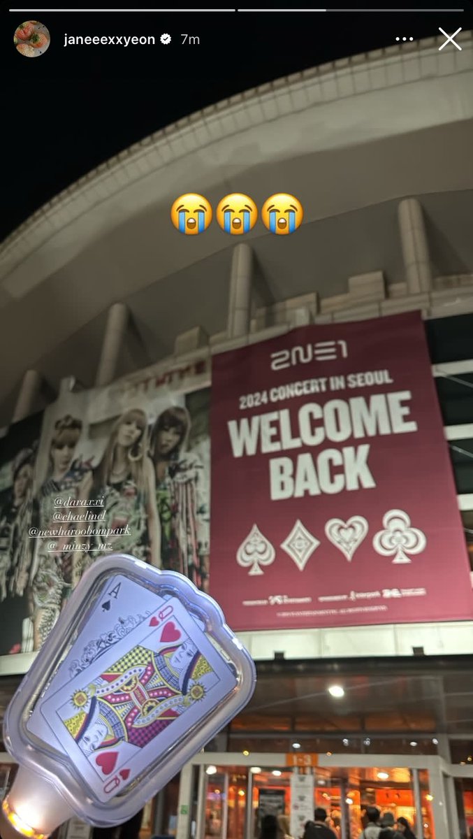 Celebrities that attended #2NE1's concert , a thread:

2NE1 DARA IS BACK
#WELCOMEBACK_2NE1
#투애니원_제일_잘_나가
<a href="/krungy21/">Sandara Park</a> <a href="/GlobalBlackjack/">GLOBAL BLACKJACK</a> 

1. MOMOLAND Jane