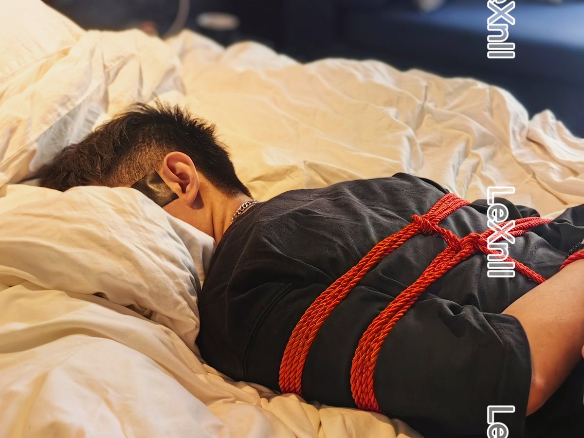 LeXnII_'s tweet photo. ���白皮小哥
（他不让我说他黑皮 https://t.co/6DB2umFKXb