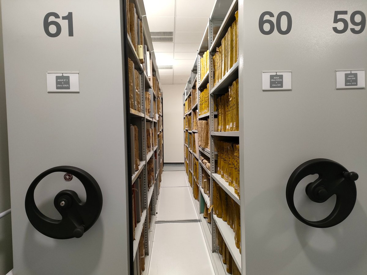 Fondo Antiguo (@bus_antiguo) on Twitter photo 📣Convocadas 6 becas de Fondo Antiguo y Archivo Histórico de la <a href="/Biblioteca_US/">Biblioteca US</a>. El plazo finaliza el 17 de octubre.
👉bib.us.es/noticias/convo…
<a href="/unisevilla/">Universidad de Sevilla</a> <a href="/twitCADUS/">Consejo de Alumnos US</a> #becas #bibliotecas #fondoantiguo 📣Convocadas 6 becas de Fondo Antiguo y Archivo Histórico de la <a href="/Biblioteca_US/">Biblioteca US</a>. El plazo finaliza el 17 de octubre.
👉bib.us.es/noticias/convo…
<a href="/unisevilla/">Universidad de Sevilla</a> <a href="/twitCADUS/">Consejo de Alumnos US</a> #becas #bibliotecas #fondoantiguo