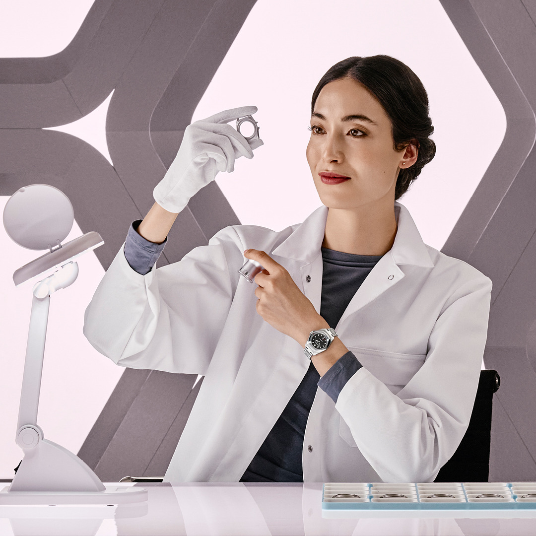 Flawless functionality encapsulated in compact form. Acquaint yourself with the mighty technicality of I.N.O.X. Small. Discover Compact Power: vx.ag/4d9Bvci #MyVictorinox