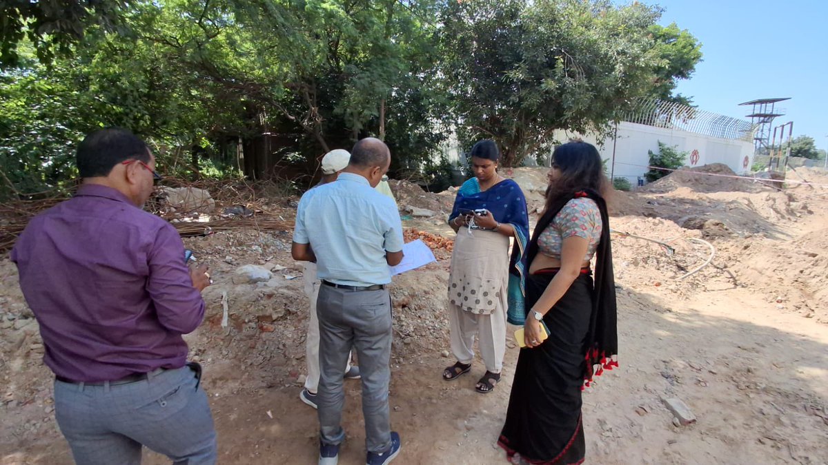 Agra Development Authority (@adaagraofficial) on Twitter photo рдЖрдЬ рджрд┐рдирд╛рдВрдХ 04.10.2024 рдХреЛ рдЙрдкрд╛рдзреНрдпрдХреНрд╖ рдорд╣реЛрджрдпрд╛ рджреНрд╡рд╛рд░рд╛ рдлрддреЗрд╣рд╛рдмрд╛рдж рд░реЛрдб рд╕реНрдерд┐рдд рдкреА.рдП.рд╕реА. рдЧреНрд░рд╛рдЙрдВрдб рдореЗрдВ рд░реЛрдб рд╕рд╛рдЗрдб рд╕реНрдЯреНрд░реАрдЯ рдХреИрдлреЗ рдХреЗ рдирд┐рд░реНрдорд╛рдг рд╕реНрдерд▓ рдХрд╛ рдирд┐рд░реАрдХреНрд╖рдг рдХрд┐рдпрд╛ рдЧрдпрд╛ред рдирд┐рд░реАрдХреНрд╖рдг рдХреЗ рд╕рдордп рд╕рдЪрд┐рд╡, рдЕрдзрд┐рд╢рд╛рд╕реА рдЕрднрд┐рдпрдВрддрд╛ рдПрд╡рдВ рд╕реНрдЯрд╛рдл рдЙрдкрд╕реНрдерд┐рдд рд░рд╣реЗред рдЕрд╡рдЧрдд рдХрд░рд╛рдпрд╛ рдЧрдпрд╛ рдХрд┐ рдЗрд╕ рднреВрдорд┐ рдореЗрдВ рдХреБрдЫ рдЕрдВрд╢ рд░рдХреНрд╖рд╛ рд╕рдВрдкрджрд╛ рд╡рд┐рднрд╛рдЧ рдХрд╛ рд╣реЛрдиреЗ рдХреЗ рдХрд╛рд░рдг рдЖрдЬ рджрд┐рдирд╛рдВрдХ 04.10.2024 рдХреЛ рдЙрдкрд╛рдзреНрдпрдХреНрд╖ рдорд╣реЛрджрдпрд╛ рджреНрд╡рд╛рд░рд╛ рдлрддреЗрд╣рд╛рдмрд╛рдж рд░реЛрдб рд╕реНрдерд┐рдд рдкреА.рдП.рд╕реА. рдЧреНрд░рд╛рдЙрдВрдб рдореЗрдВ рд░реЛрдб рд╕рд╛рдЗрдб рд╕реНрдЯреНрд░реАрдЯ рдХреИрдлреЗ рдХреЗ рдирд┐рд░реНрдорд╛рдг рд╕реНрдерд▓ рдХрд╛ рдирд┐рд░реАрдХреНрд╖рдг рдХрд┐рдпрд╛ рдЧрдпрд╛ред рдирд┐рд░реАрдХреНрд╖рдг рдХреЗ рд╕рдордп рд╕рдЪрд┐рд╡, рдЕрдзрд┐рд╢рд╛рд╕реА рдЕрднрд┐рдпрдВрддрд╛ рдПрд╡рдВ рд╕реНрдЯрд╛рдл рдЙрдкрд╕реНрдерд┐рдд рд░рд╣реЗред рдЕрд╡рдЧрдд рдХрд░рд╛рдпрд╛ рдЧрдпрд╛ рдХрд┐ рдЗрд╕ рднреВрдорд┐ рдореЗрдВ рдХреБрдЫ рдЕрдВрд╢ рд░рдХреНрд╖рд╛ рд╕рдВрдкрджрд╛ рд╡рд┐рднрд╛рдЧ рдХрд╛ рд╣реЛрдиреЗ рдХреЗ рдХрд╛рд░рдг