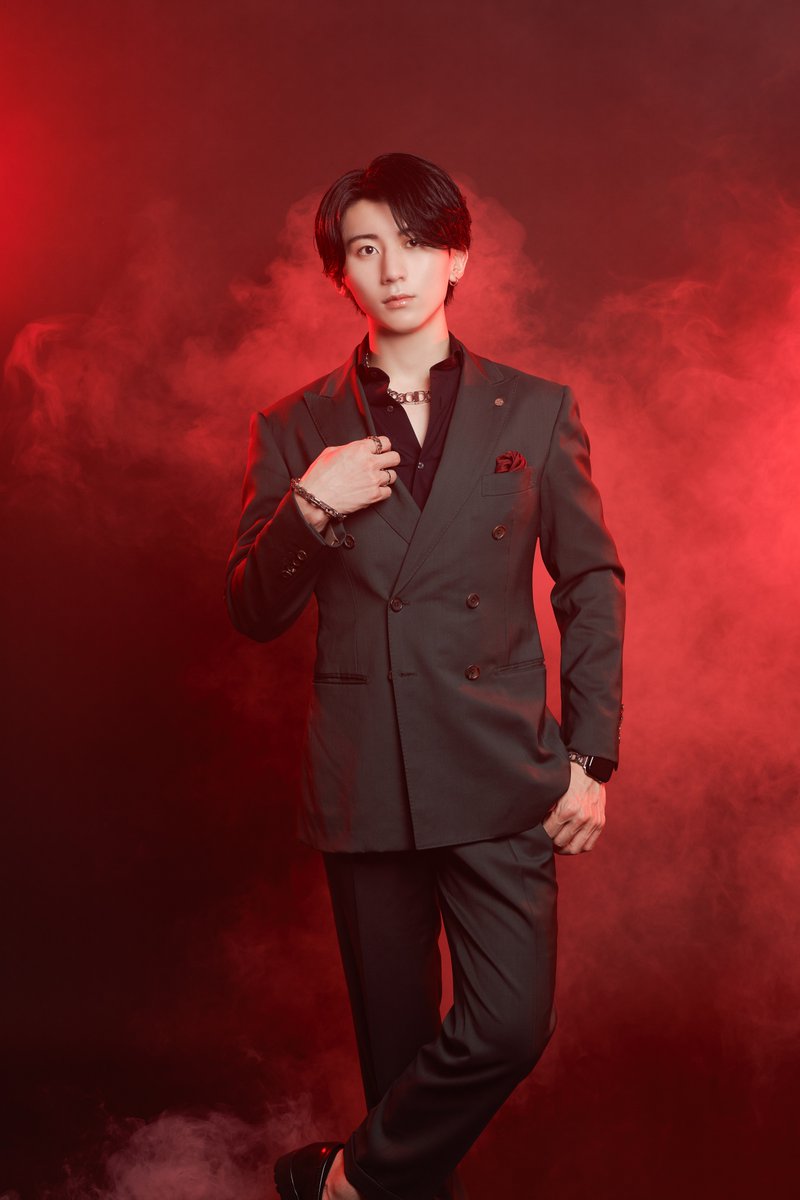 miami_studio_'s tweet photo. 【宣材紹介】
SMAPPA!HANS AXEL VON FERSEN -Smappa! Group本店-の龍士さん！ネクタイやシャツのバリエーションが異なり、どれも素敵ですね👔
#宣材写真 #歌舞伎町 #歌舞伎町ホスト #ホス狂 #ホスト宣材 #ホスト #スタジオ #ホストクラブ #撮影  #sumappa  #スマッパグループ  #フェルセン https://t.co/8mDDLmnbeN