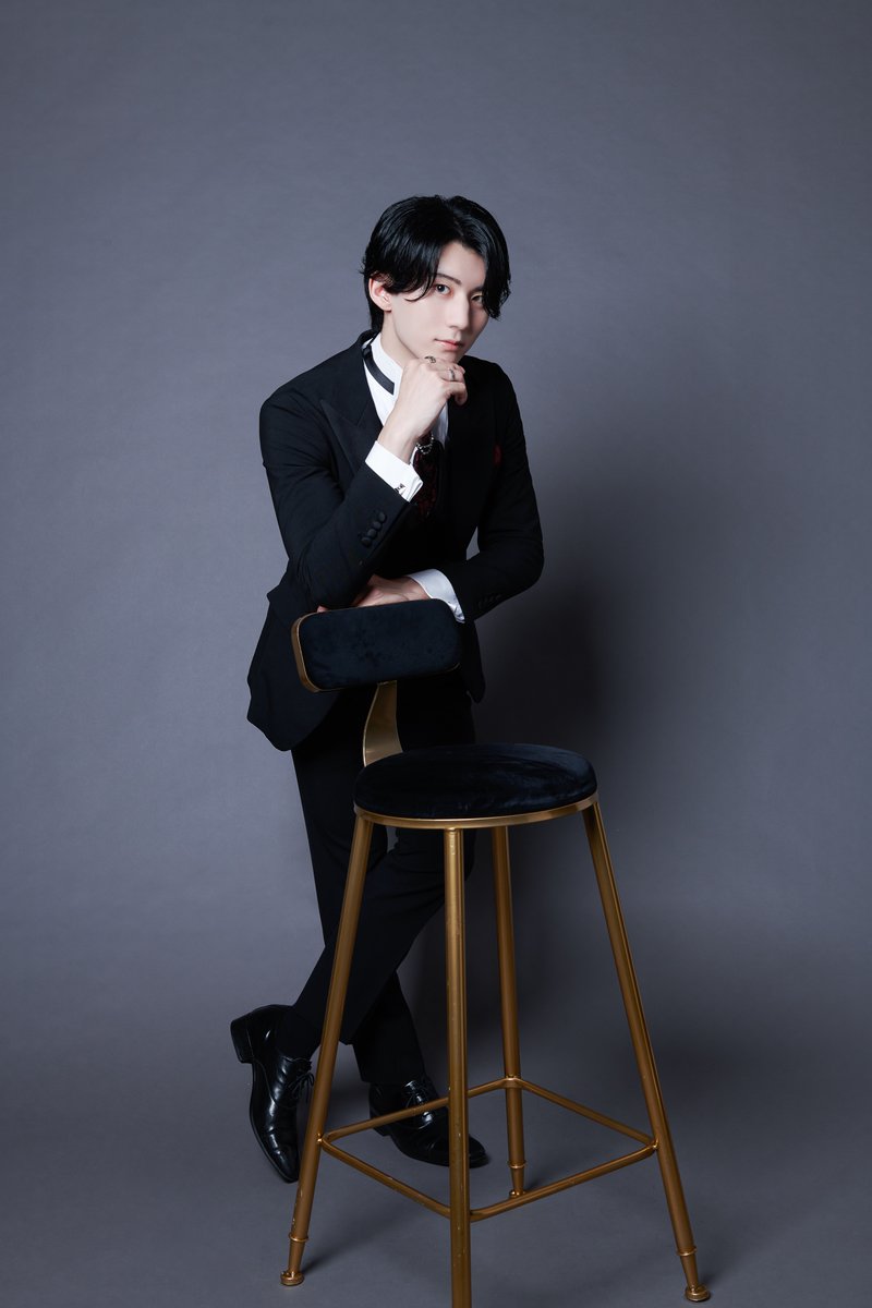 miami_studio_'s tweet photo. 【宣材紹介】
SMAPPA!HANS AXEL VON FERSEN -Smappa! Group本店-の龍士さん！ネクタイやシャツのバリエーションが異なり、どれも素敵ですね👔
#宣材写真 #歌舞伎町 #歌舞伎町ホスト #ホス狂 #ホスト宣材 #ホスト #スタジオ #ホストクラブ #撮影  #sumappa  #スマッパグループ  #フェルセン https://t.co/8mDDLmnbeN