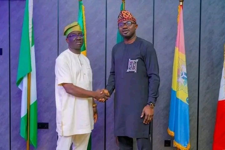 UPDATE 

Minister Of Interior,  Hon Olubunmi Tunji-Ojo Recieves Edo State Governor Elect,  Monday Okpebholo On A Courtesy Visit.