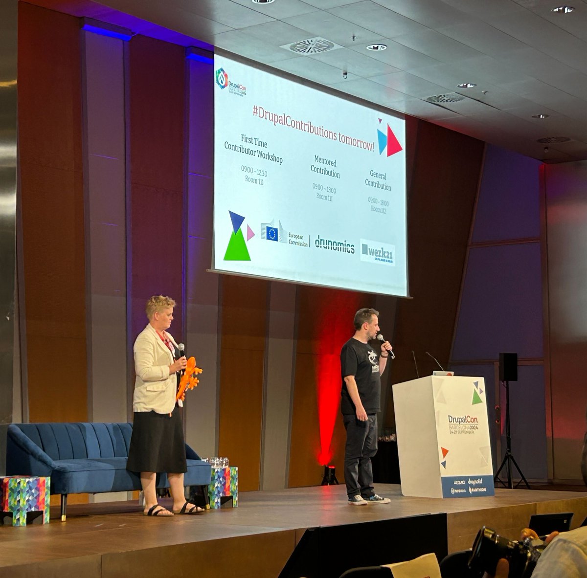 drunomics tweet media