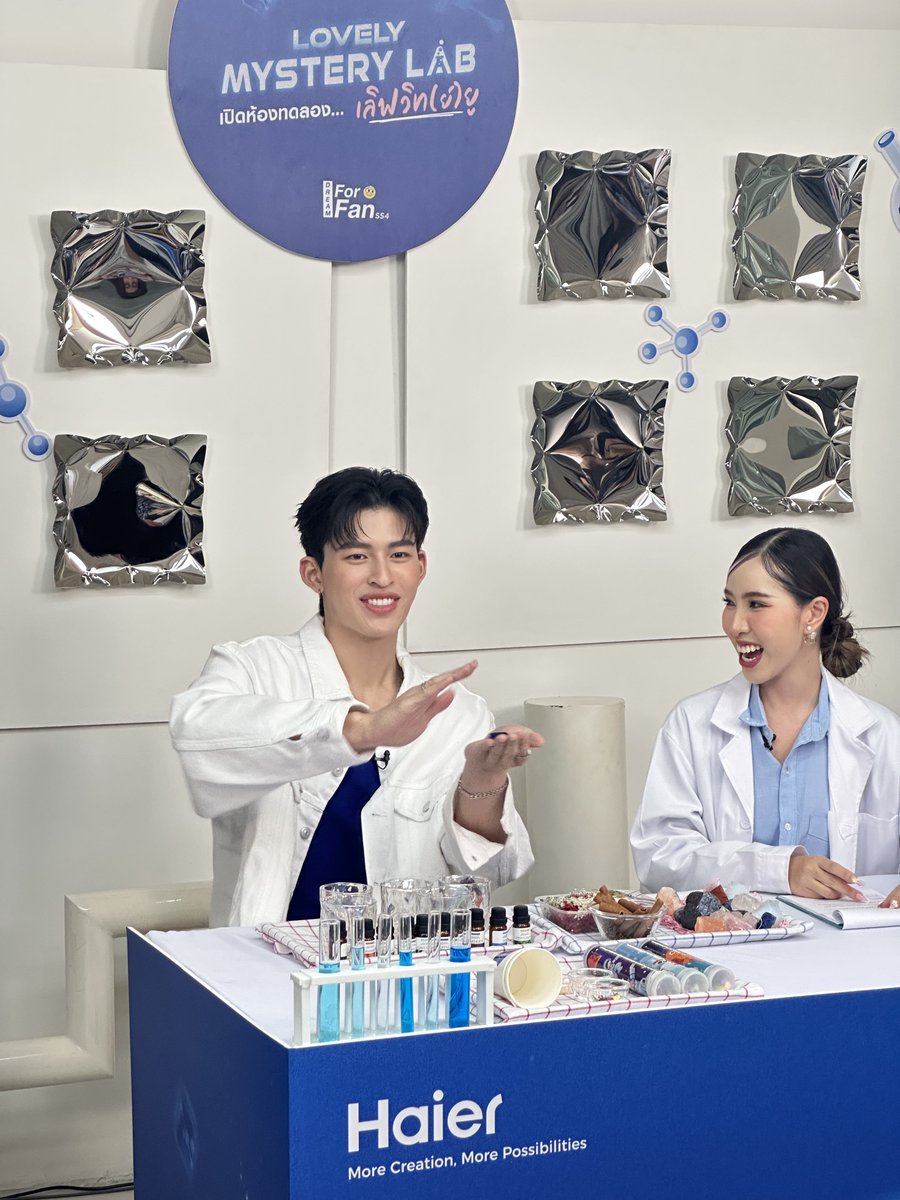 ThailandHaier's tweet photo. 🗯️ มารับความรักแบบล้น ๆ จาก Pond'fessor ได้ในไลฟ์ตอนนี้ได้เลยนะครับ แอบสปอยว่ายังมีอะไรเด็ด ๆ อีกเยอะ55555

#HaierXppnaravit
Haier x Pond LovelyMysteryLab https://t.co/Xsf6LGt9b4