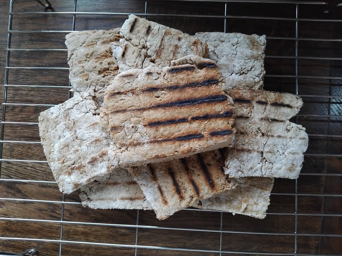 My first ever batch of Beremeal Bannocks. Are they OK? 🤔