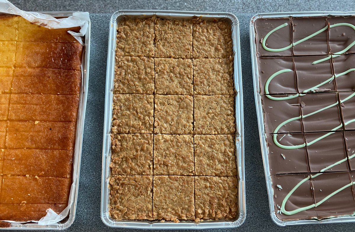 Friday's are for flapjack (and peppermint crunch/lemon drizzle) We are packed to the ceiling tiles for the first day  with our 2024-25 Teaching for Mastery Embedding schools &amp; Primary Mastery Specialists.
