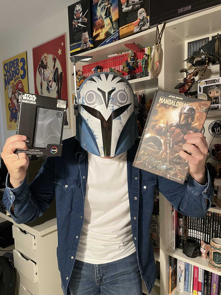 xema25's tweet photo. Ya me ha llegado el premio del concurso de @bibliotecaJedi, @PlanetadComic y @seagategaming. Muchas gracias!! Ahora, a disfrutarlo el fin de semana! This is the way! #Seagateplaneta https://t.co/4swh2BHbvQ