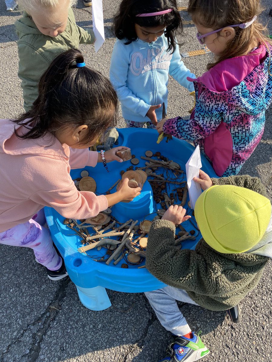 Mrs. Ellacott tweet media