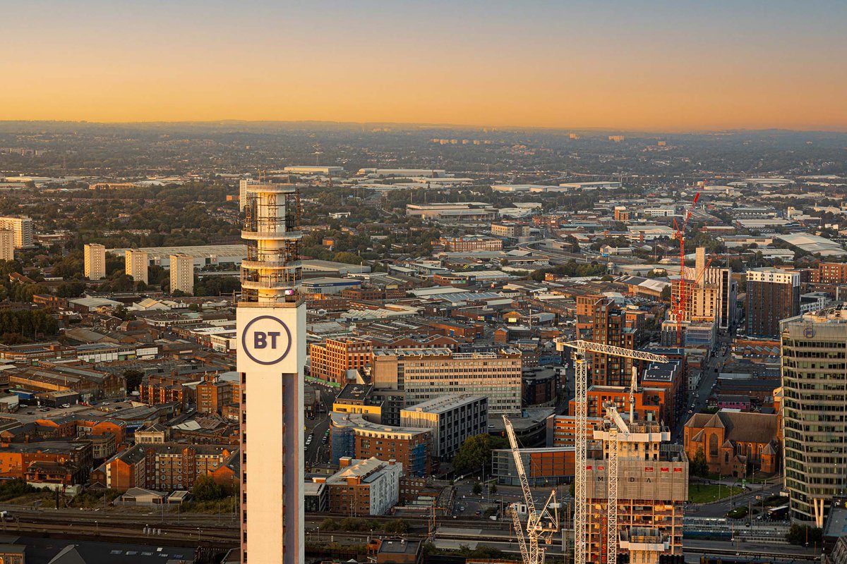 Lux Art Gallery & Photo Studio tweet media