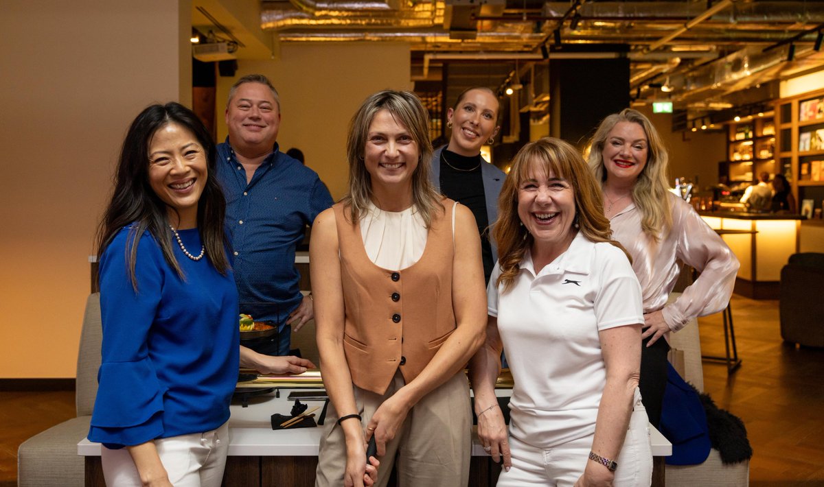 Delighted to “test drive” the new Pitch venue on Dawson St at their pre-opening earlier this week… Had an absolute blast even though there wasn’t a single golfer in the group 😁 An excellent addition to Dublin's leisure scene!
#newopening #pitchireland #dublingolf