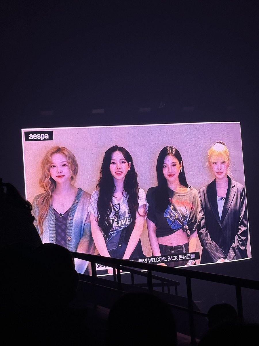Some of South Korea’s current Top Girl Groups NewJeans, TWICE, BABYMONSTER &amp; aespa sent a message to 2NE1 for their ‘WELCOME BACK’ tour!

#WELCOMEBACK_2NE1 
#투애니원_제일_잘_나가 #2NE1
2NE1 WELCOME BACK TOUR