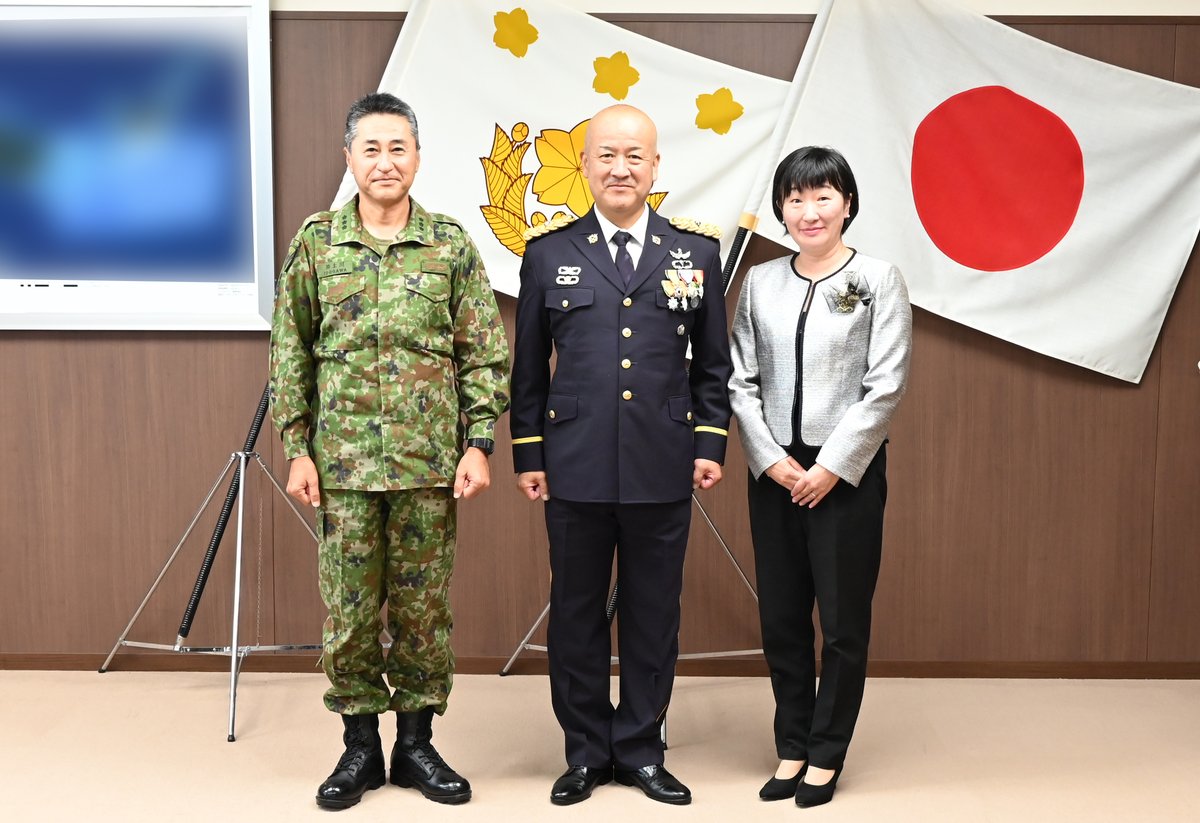 陸上自衛隊 第2師団 北部方面隊 最先任上級曹長 チャレンジ 第6代師団最先任上級曹長 田中勉3等陸尉の退官行事を行いました