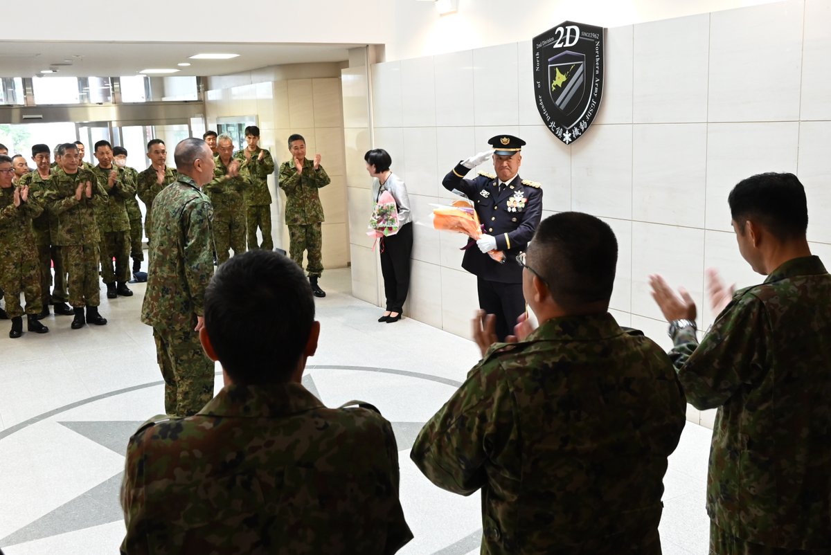 陸上自衛隊 第2師団 北部方面隊 最先任上級曹長 チャレンジ 第2師団 は、令和7年12月3日（水）、#旭川駐屯地 において、#師団