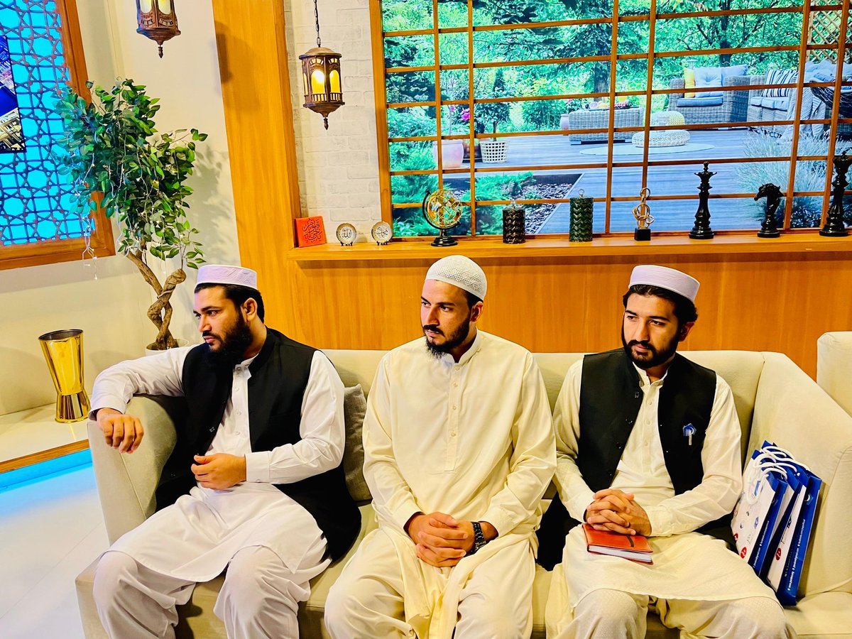 JTAPOfficial1's tweet photo. لاہور- راؤ شاہد صاحب سینئر پروڈیوسر ایک آواز چینل سے ان کے آفس میں برادر محمد افضل منتظم اعلیٰ جمعیت طلبہ عربیہ پاکستان کی ملاقات ۔
مدارس دینیہ کے طلبہ کو درپیش چیلنجز ، مسائل ، مشکلات اور ان کے حل کے حوالے سے تبادلہ خیال کیا گیا ۔ https://t.co/tb8RtrhkuA