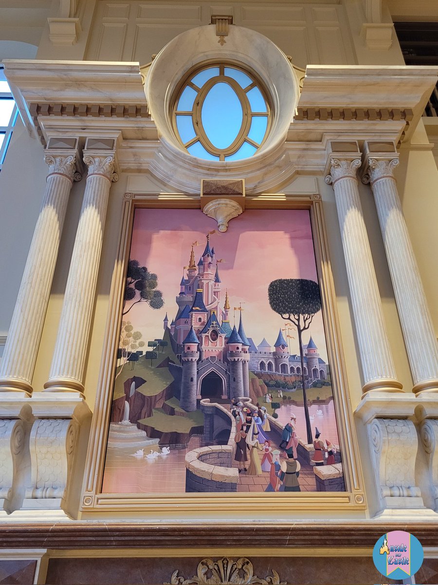 InsideDlpCastle's tweet photo. 🛍Réplique du tableau qui orne la cheminée du Disneyland Hôtel ! 😍
Belle idée merchandising !
Prix:  219€
Édition limitée https://t.co/iOemh6wxKP