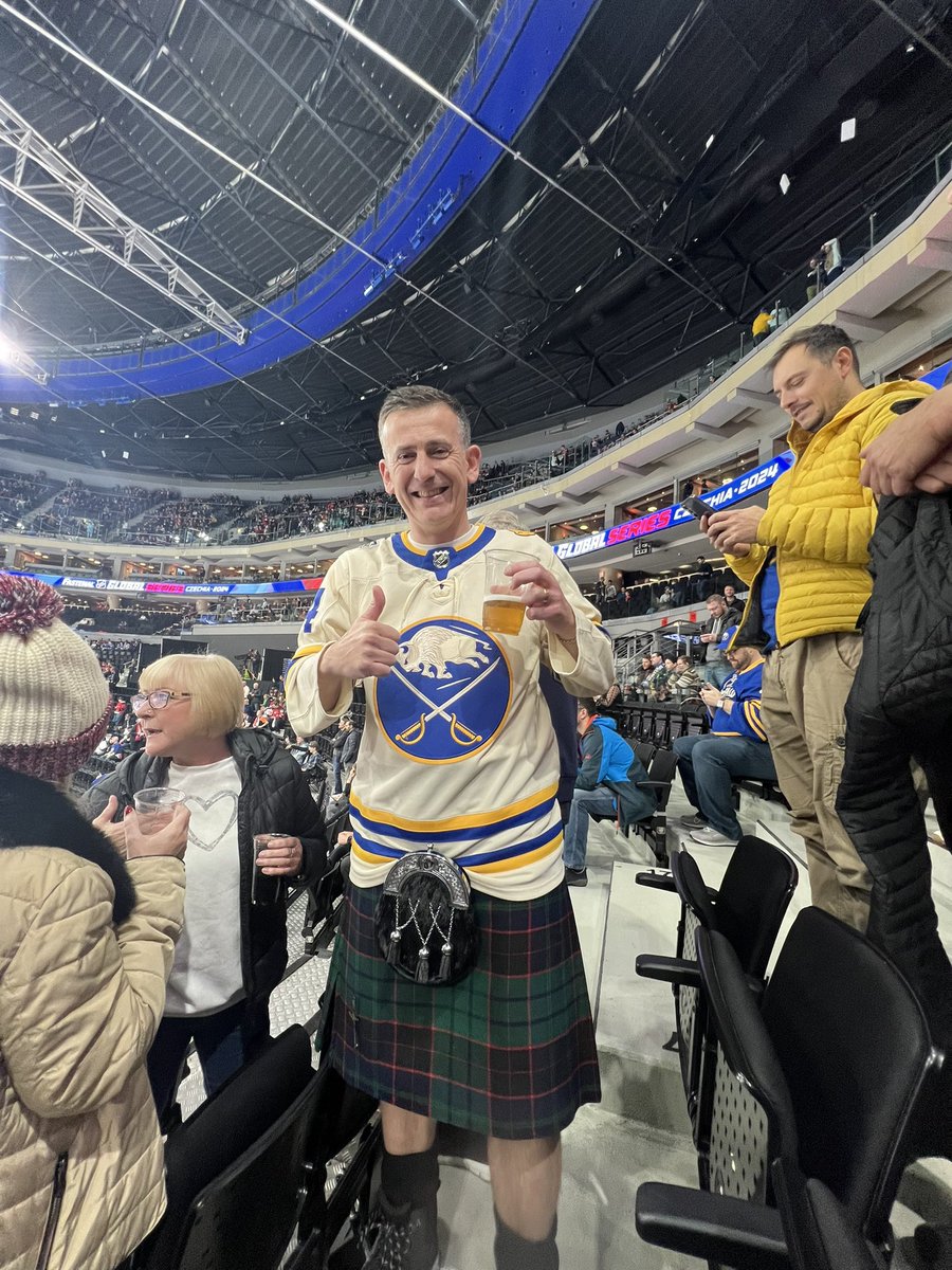 Sabres in Scotland tweet media