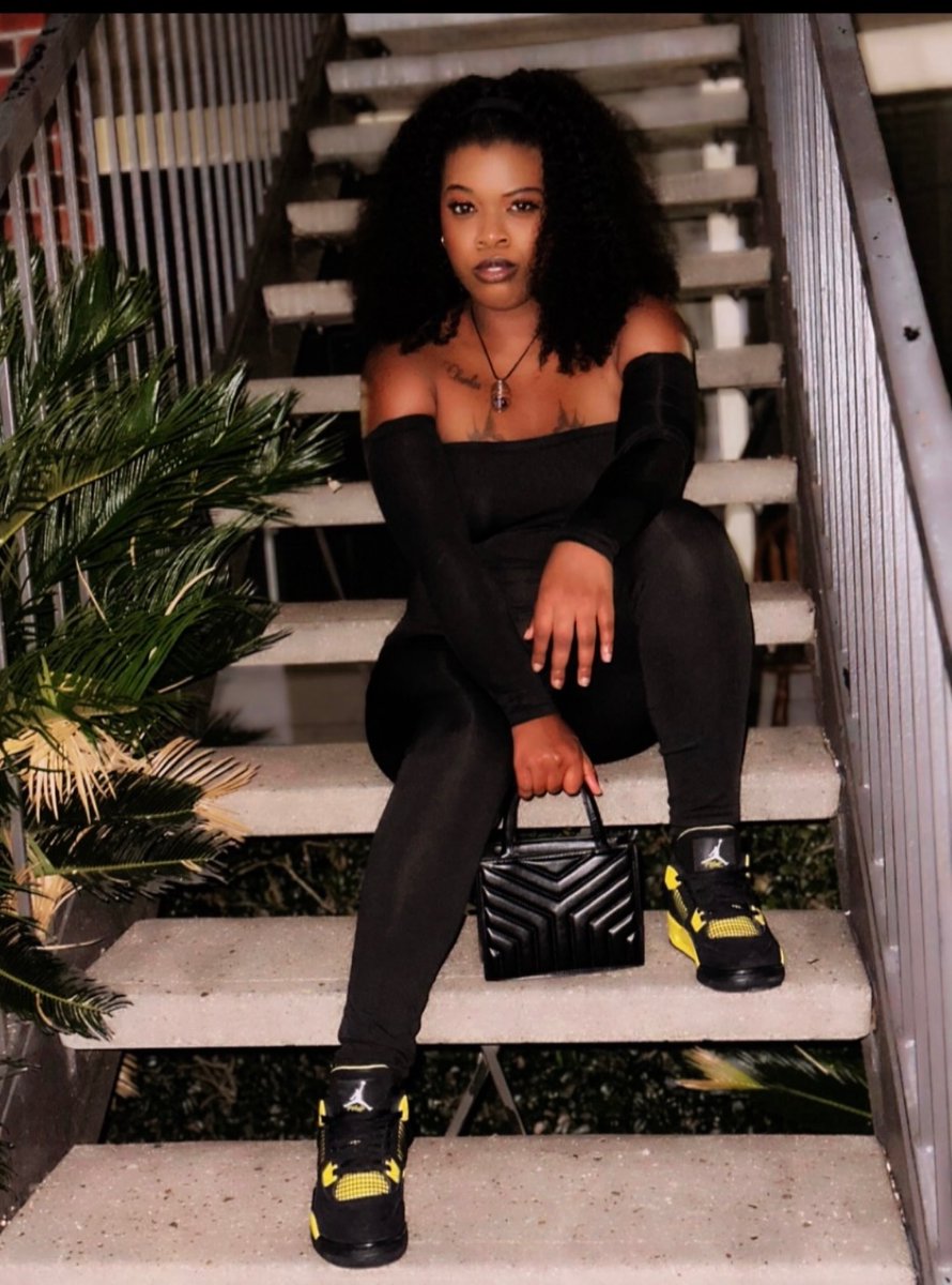 AlisaNichole tweet media