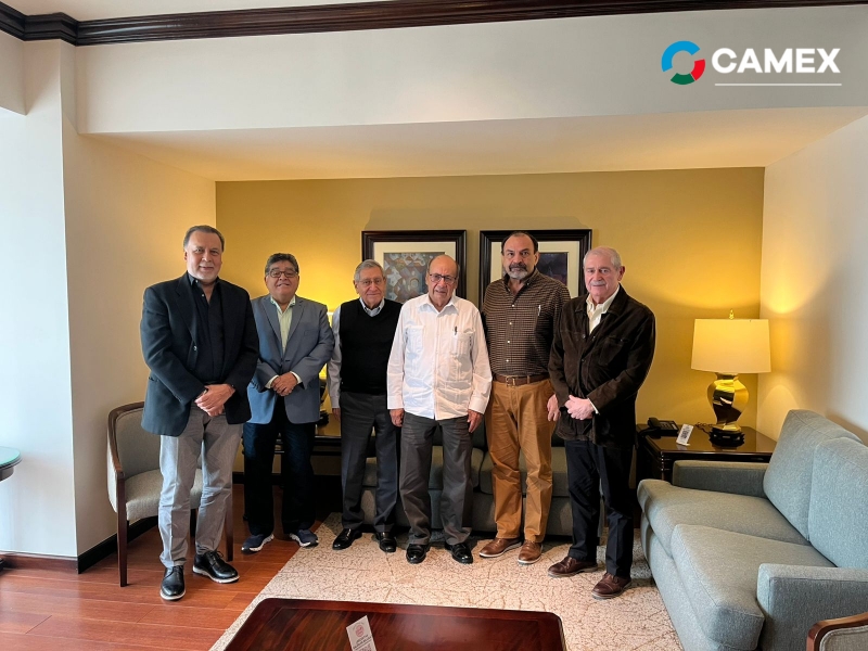 Camexgt's tweet photo. Miembros de junta directiva de CAMEX se reunieron con el excelentísimo señor Romeo Ruiz Armento, Embajador de México,  para priorizar temas urgentes y proyectos de interés para la facilitación del comercio e inversión entre Guatemala y México . https://t.co/BAU1FU9myM